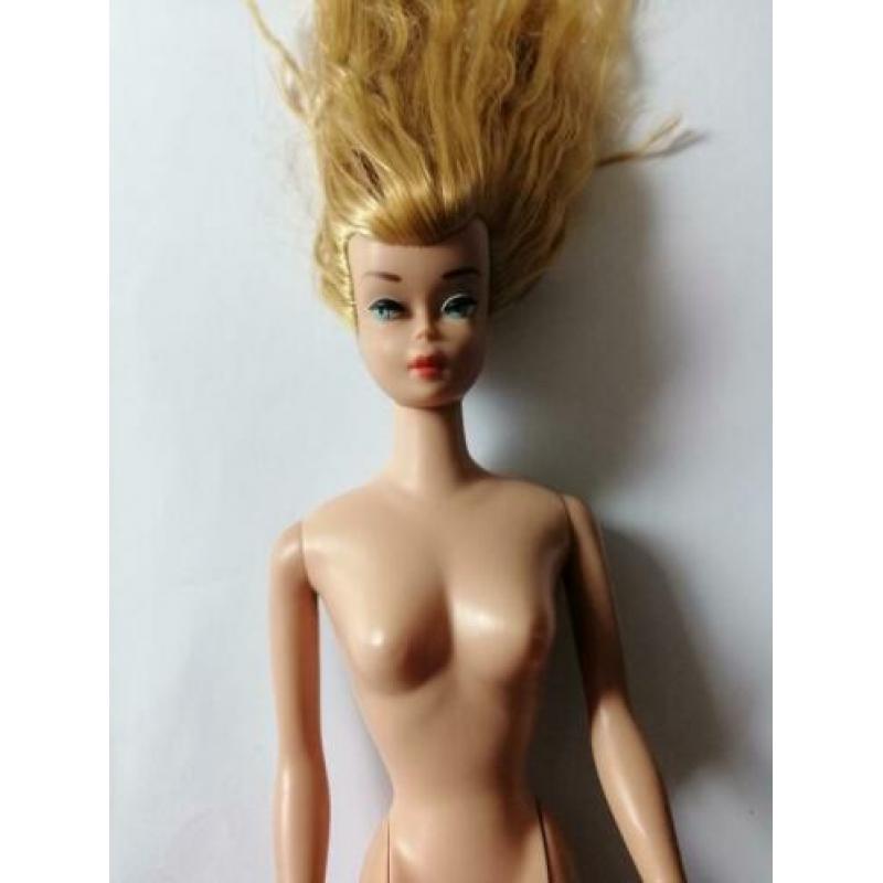 Barbie vintage swirl blond met groene oren