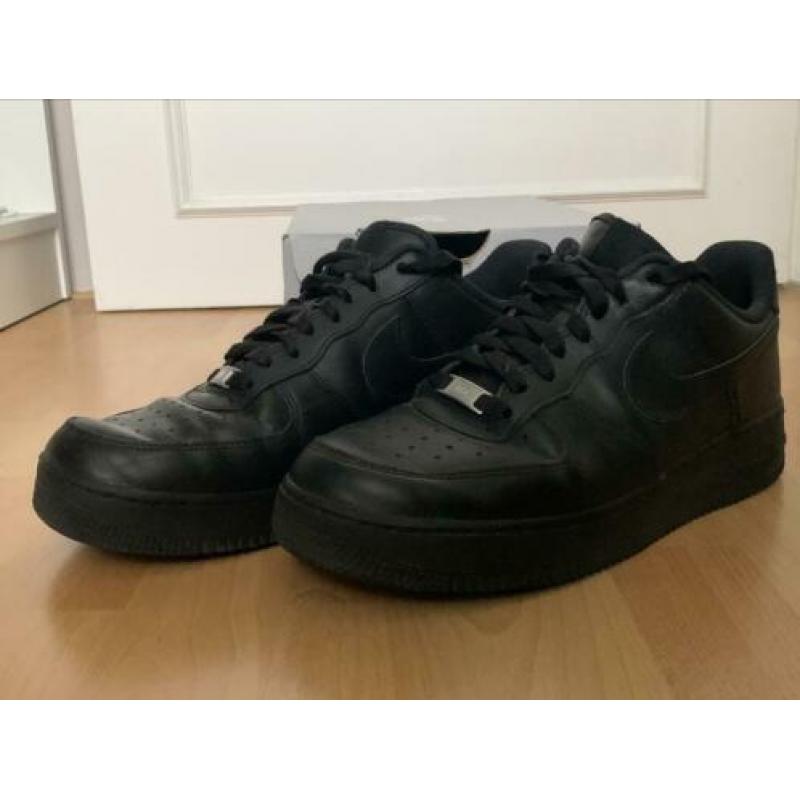 Nike air force 1 zwart 43