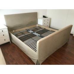 Twee goede verstelbare lattenbodems 90x200 +gratis bedombouw