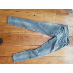 Levi's w29-l34