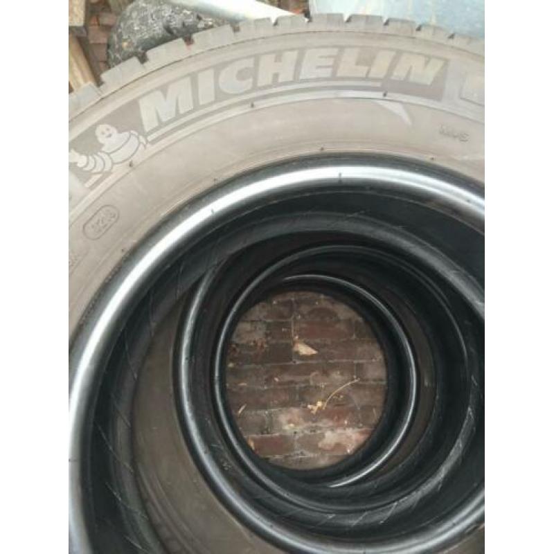 4 Zomerbanden, Michelin , 215/70/R15 CD