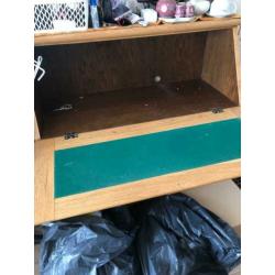 secretaire & een wandmeubel