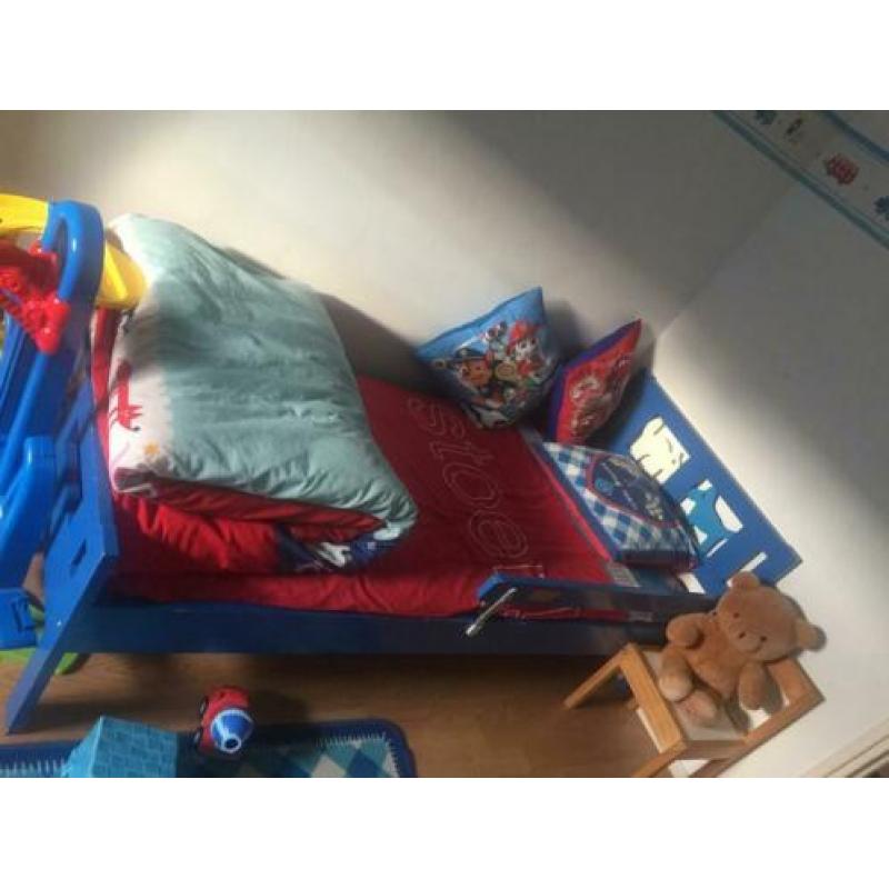 Kinder bed