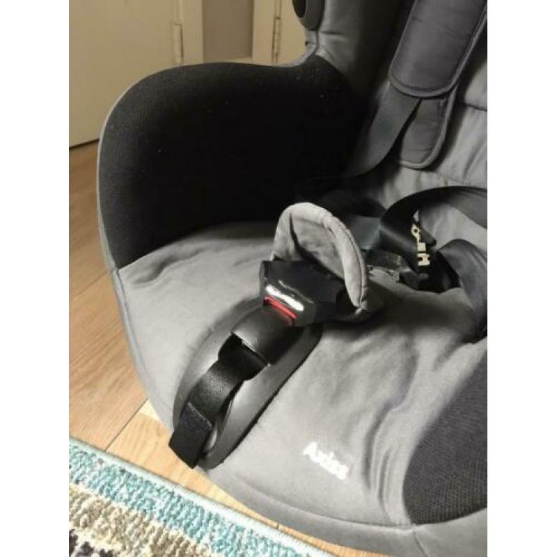 Maxi-cosi axiss