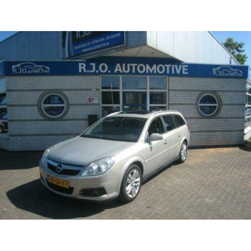 Opel Vectra Wagon 2.2-16V Executive