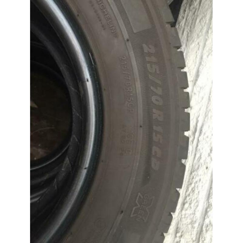 4 Zomerbanden, Michelin , 215/70/R15 CD
