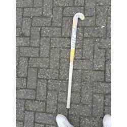 Indoor en outdoor hockeystick van Dita. Senior maat 36.5 L