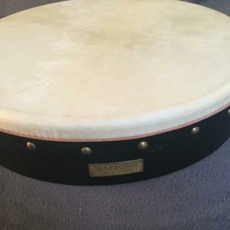 Bodhrán 46 cm / 18 “ Pro5 Deluxe Waltons Ierse trommel