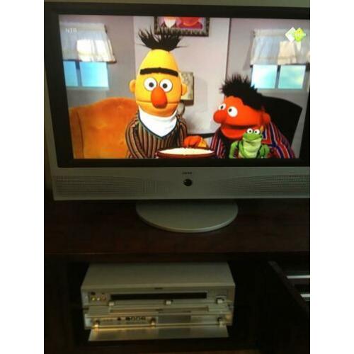 Uitstekende plasma Lowe Tv met ontvanger Dvd etc. 100cm