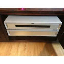 Uitstekende plasma Lowe Tv met ontvanger Dvd etc. 100cm