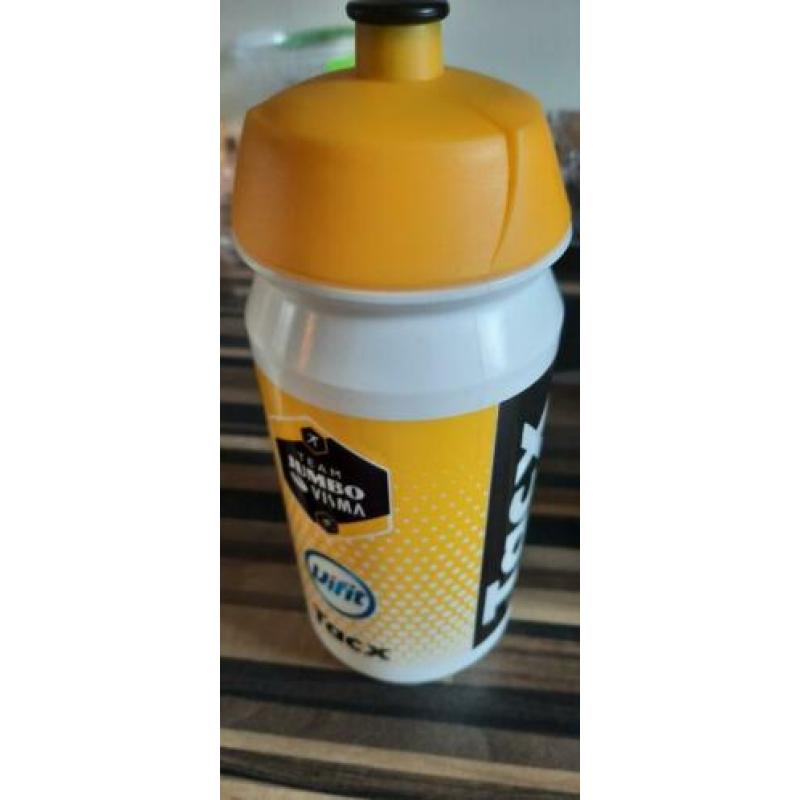 TEAM JUMBO tas gevuld met bidon handdoek en pet