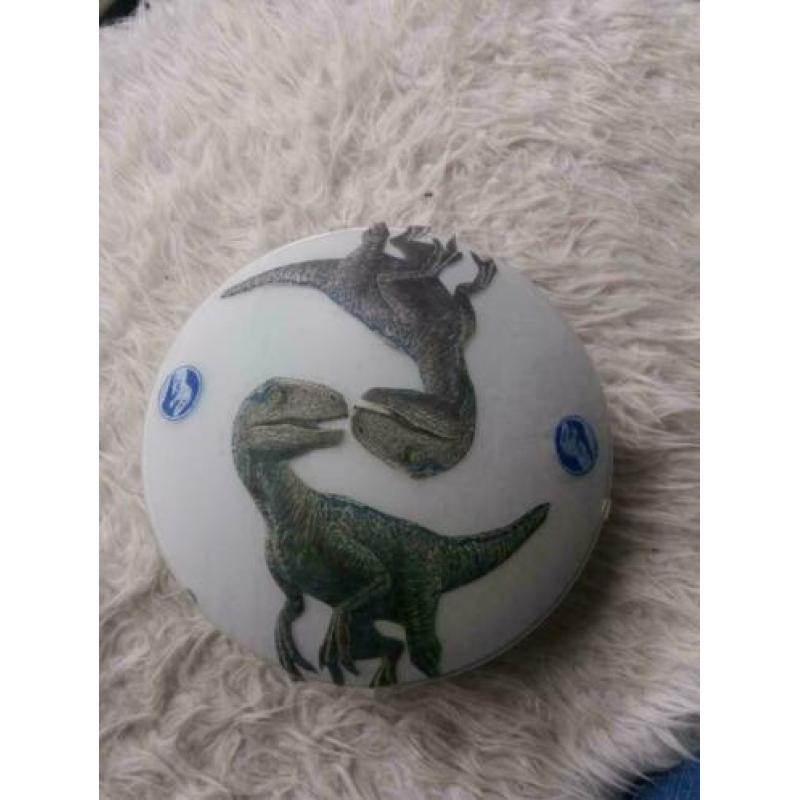 Mario Luigi of Dinosaurus Dino Naambordje of Lamp