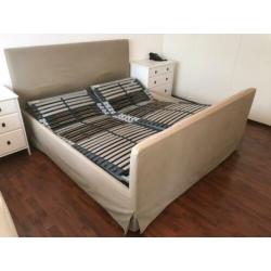 Twee goede verstelbare lattenbodems 90x200 +gratis bedombouw