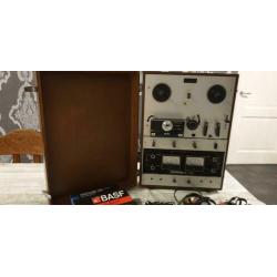 Oude Akai bandrecorder incl banden