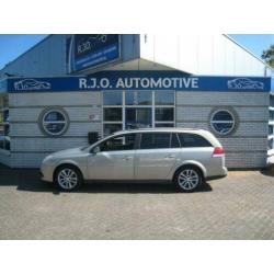 Opel Vectra Wagon 2.2-16V Executive