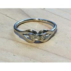zilver ringetje met bewerkt stukje - 16mm