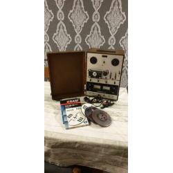 Oude Akai bandrecorder incl banden