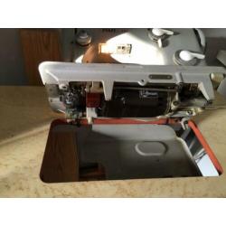 Naaimachine Pfaff incl tafel