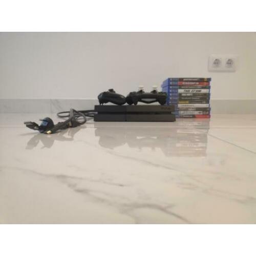 PlayStation 4 Inclusief 2 Controllers en 11 GAMES!!