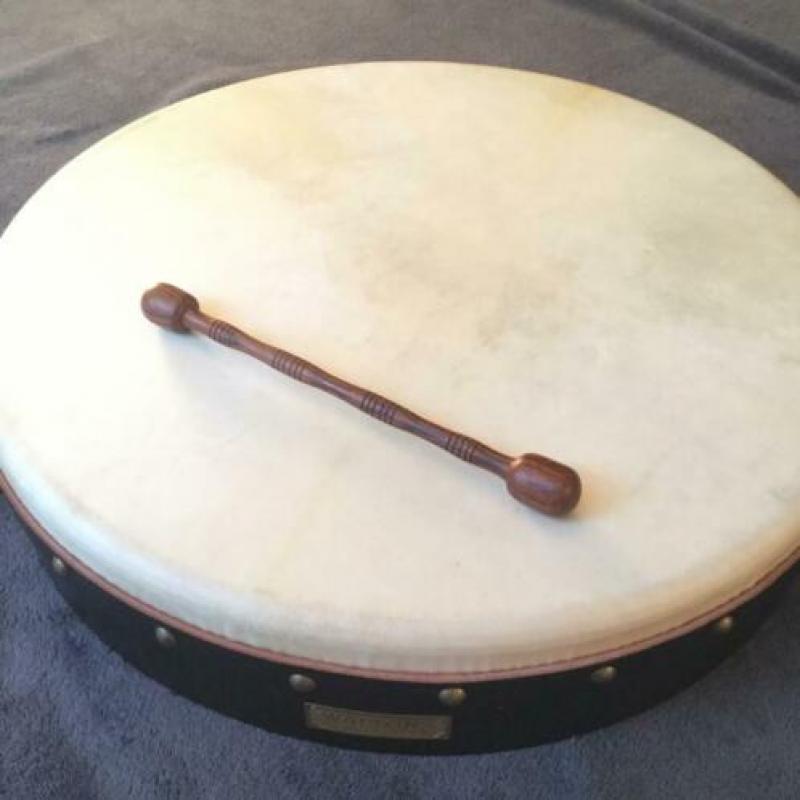 Bodhrán 46 cm / 18 “ Pro5 Deluxe Waltons Ierse trommel