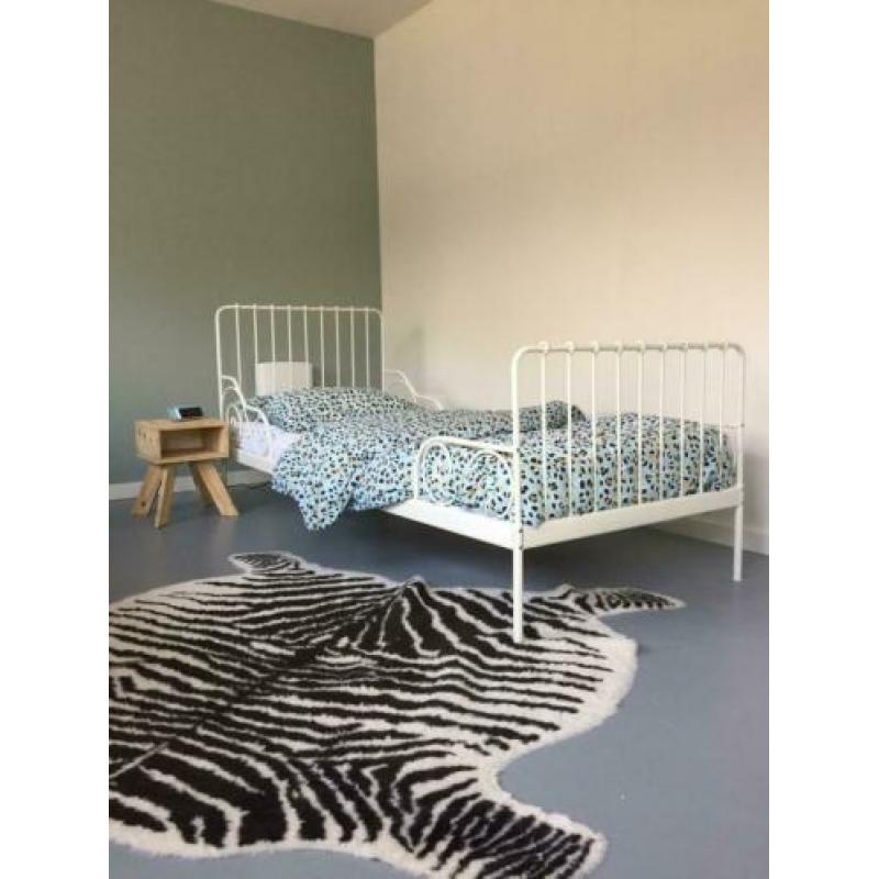 Ikea minnen meisjes bed meegroei