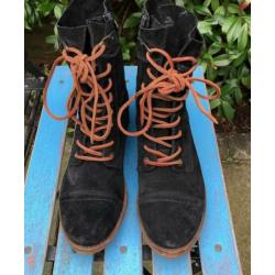 Bullboxer zwart suede veterboots, mt. 38 (37,5 ook goed)