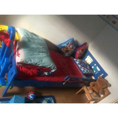 Kinder bed