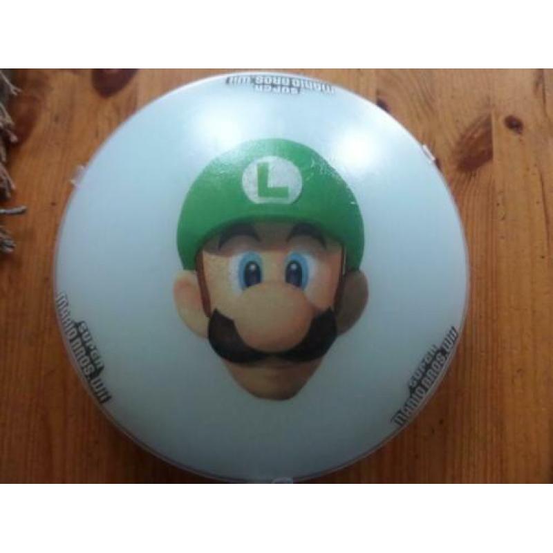 Mario Luigi of Dinosaurus Dino Naambordje of Lamp