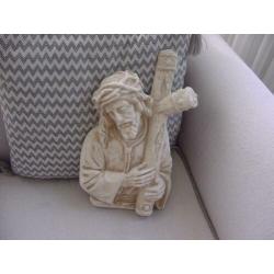 Beeld Jezus met kruis