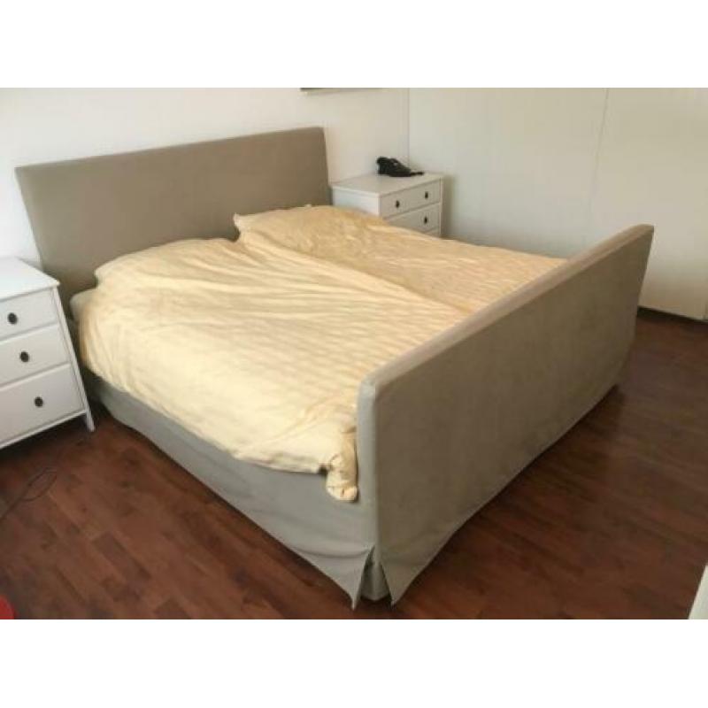 Twee goede verstelbare lattenbodems 90x200 +gratis bedombouw