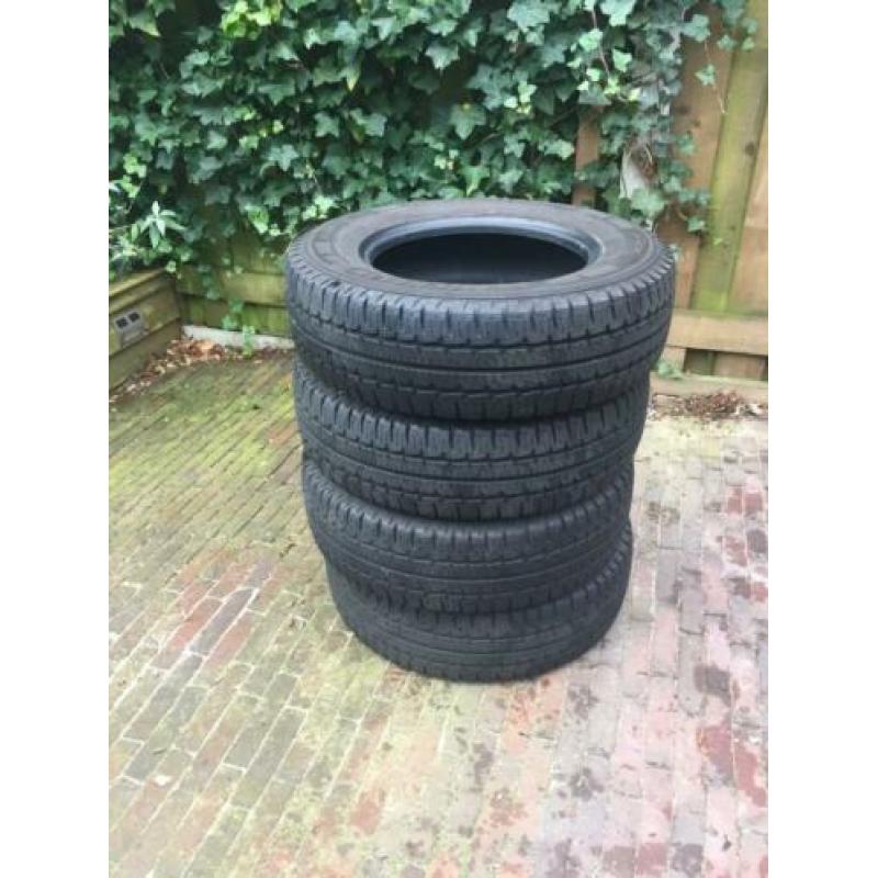 4 Zomerbanden, Michelin , 215/70/R15 CD
