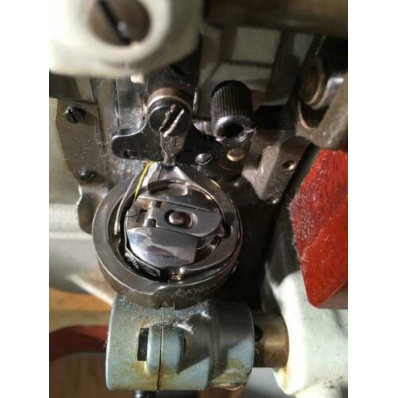 Naaimachine Pfaff incl tafel