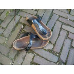 Gratis verzenden stoere zwarte lak birkenstock slippers 37