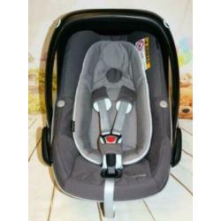 Maxi cosi pebble plus + isofix adapter
