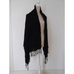 zwarte sjaal met franjes merk Pashmina 85 cm X 70 cm