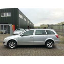 Opel Astra Wagon 1.7 CDTi Business AIRCO/VELGEN/ELEC RAMEN /
