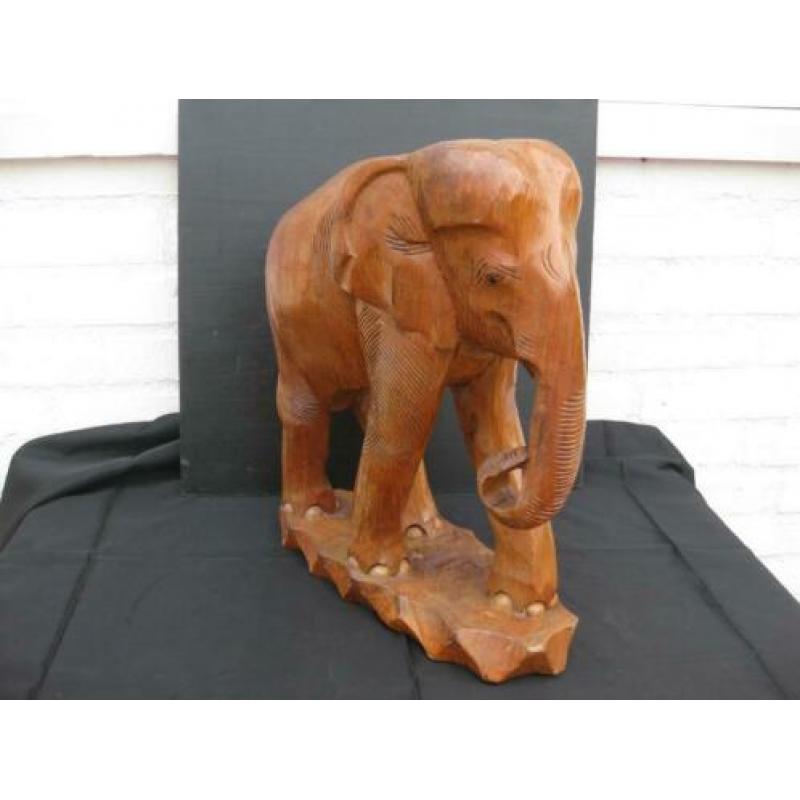 houten olifant-woonaccesoires