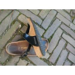 Gratis verzenden stoere zwarte lak birkenstock slippers 37