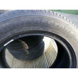 4 stuks Bridgestone B250 all season zonder velgen