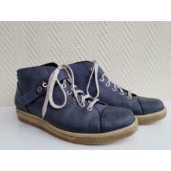 Durea half hoog, z.g.a.n., blauw, UK 5 - 38 Gratis verzendin
