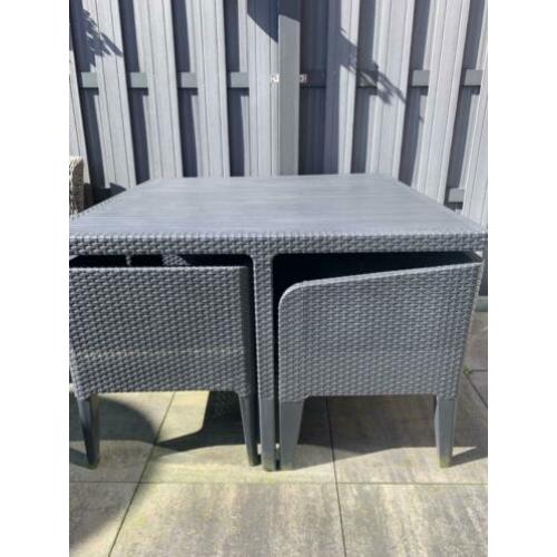 Tuinset met 4 stoelen