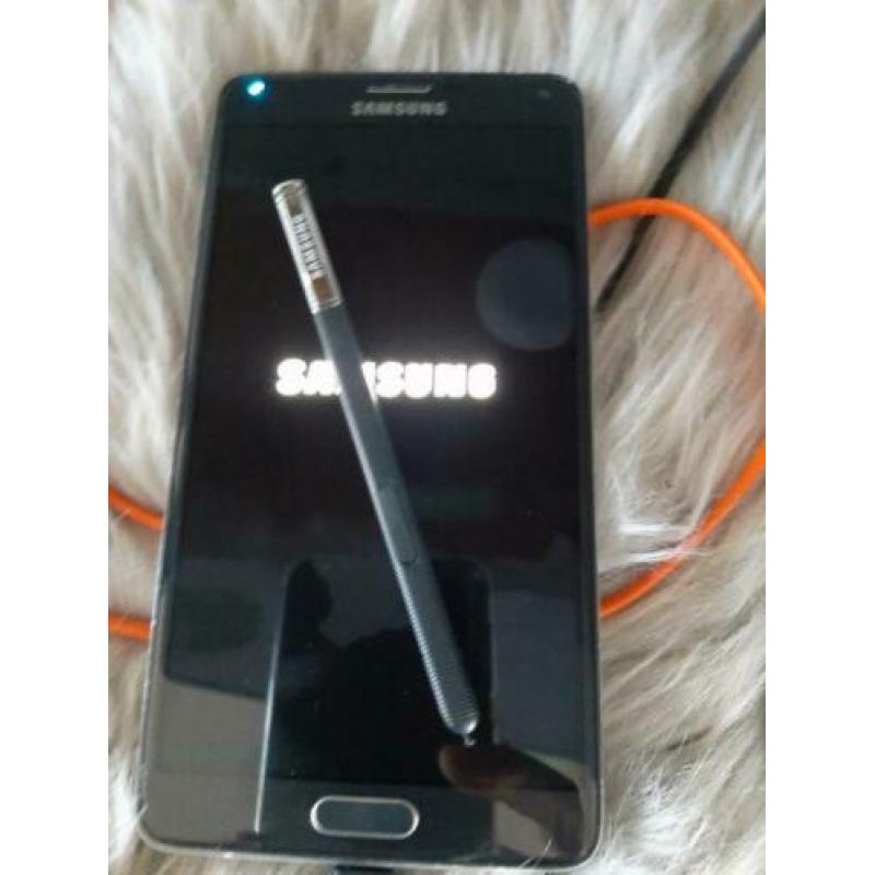 Note 4 Samsung swarovski gebruikt werkt nog prima