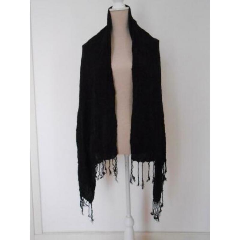 zwarte sjaal met franjes merk Pashmina 85 cm X 70 cm
