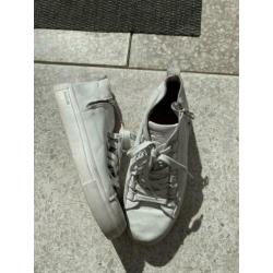 Schoenen (sommige nog nieuw)