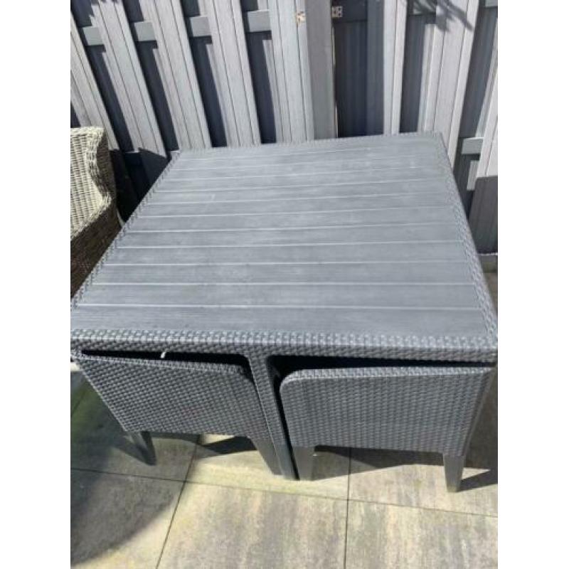 Tuinset met 4 stoelen
