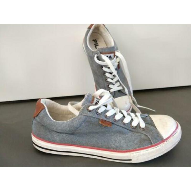 Heren sneakers schoenen maat 45 merk Vila