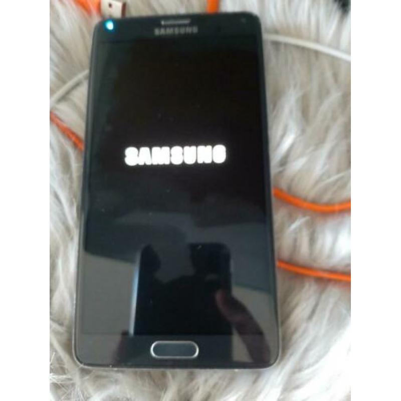 Note 4 Samsung swarovski gebruikt werkt nog prima