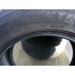 4 stuks Bridgestone B250 all season zonder velgen