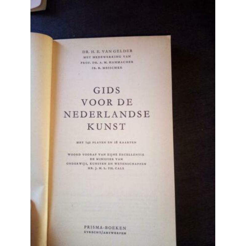 Gids voor de Nederlandse kunst Dr. H. E. Van gelder e.a.