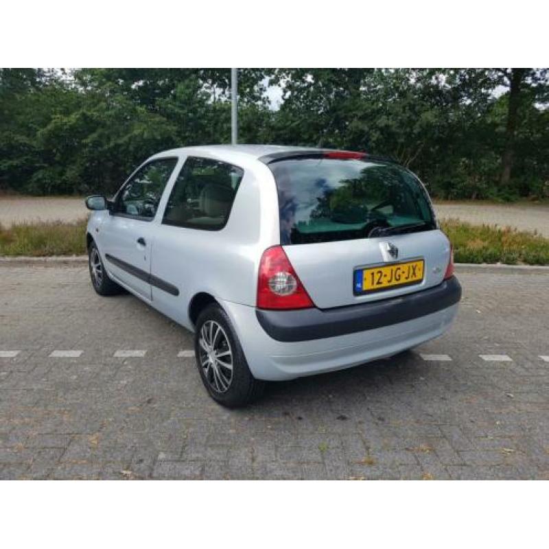 Renault Clio 1.4 16V RT 3DR 2005 2002 Grijs